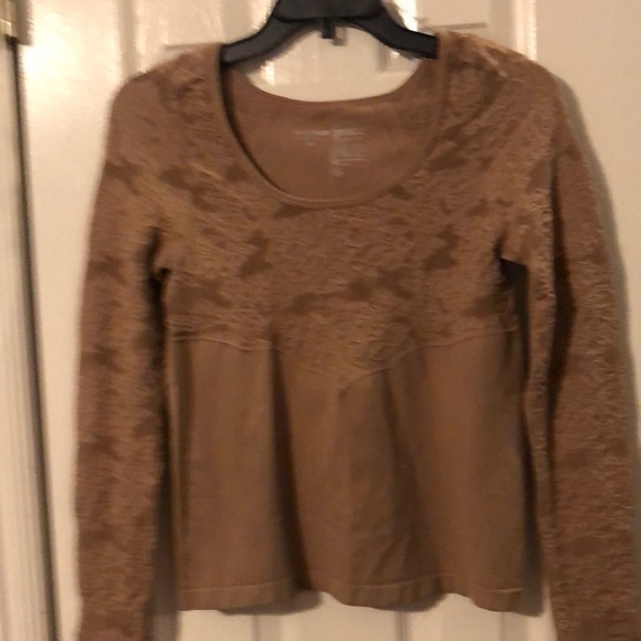 Tan reversible long sleeve knit shirt with lace new‎ with tags - Picture 2 of 7